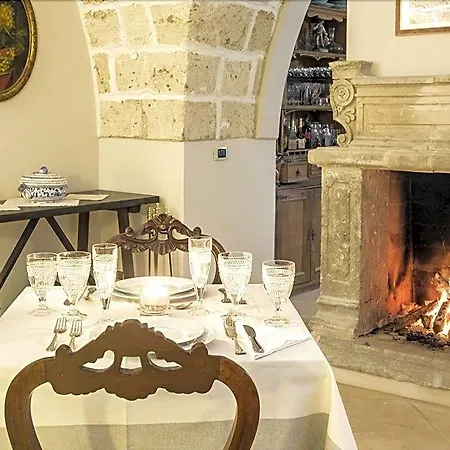 Lucrezio Hotel 3*