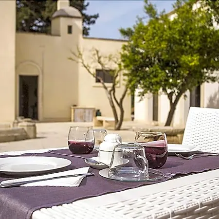 Bed & Breakfast Lucrezio 3*